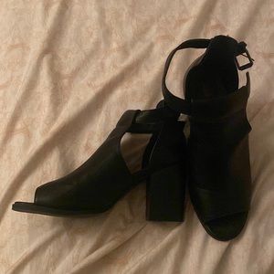 heel booties